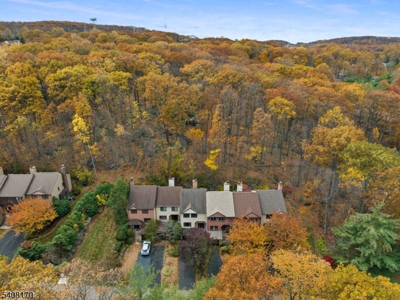 97 Continental Road Morris Plains, NJ 07950 - Photo 4 of 47