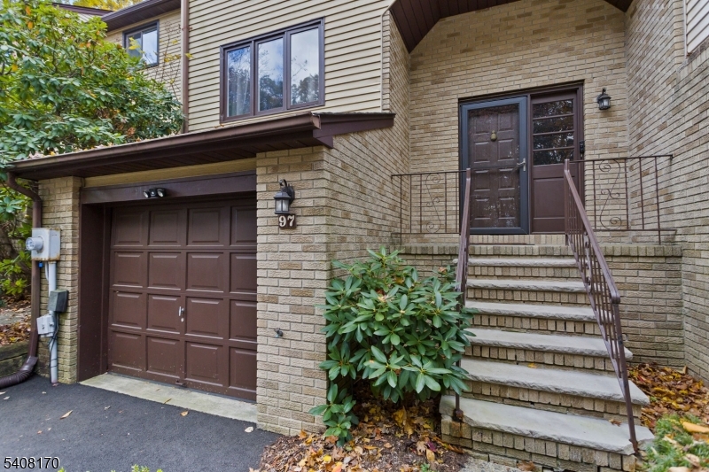 97 Continental Road Morris Plains, NJ 07950 - Photo 6 of 47