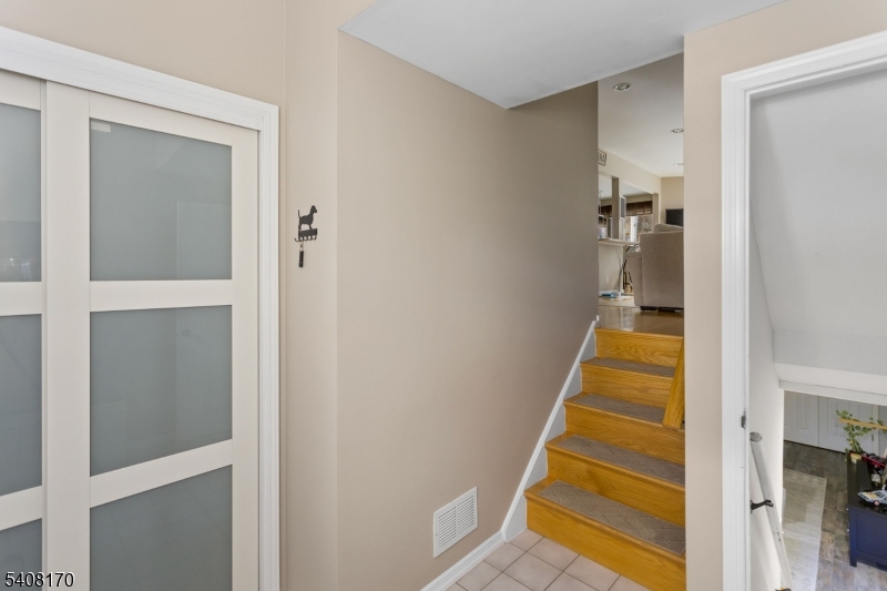 97 Continental Road Morris Plains, NJ 07950 - Photo 9 of 47