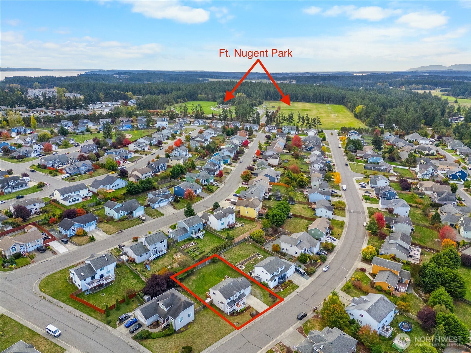 1608 Southwest Union Street Oak Harbor, WA 98277 - Photo 37 of 40 an aerial view of multiple house