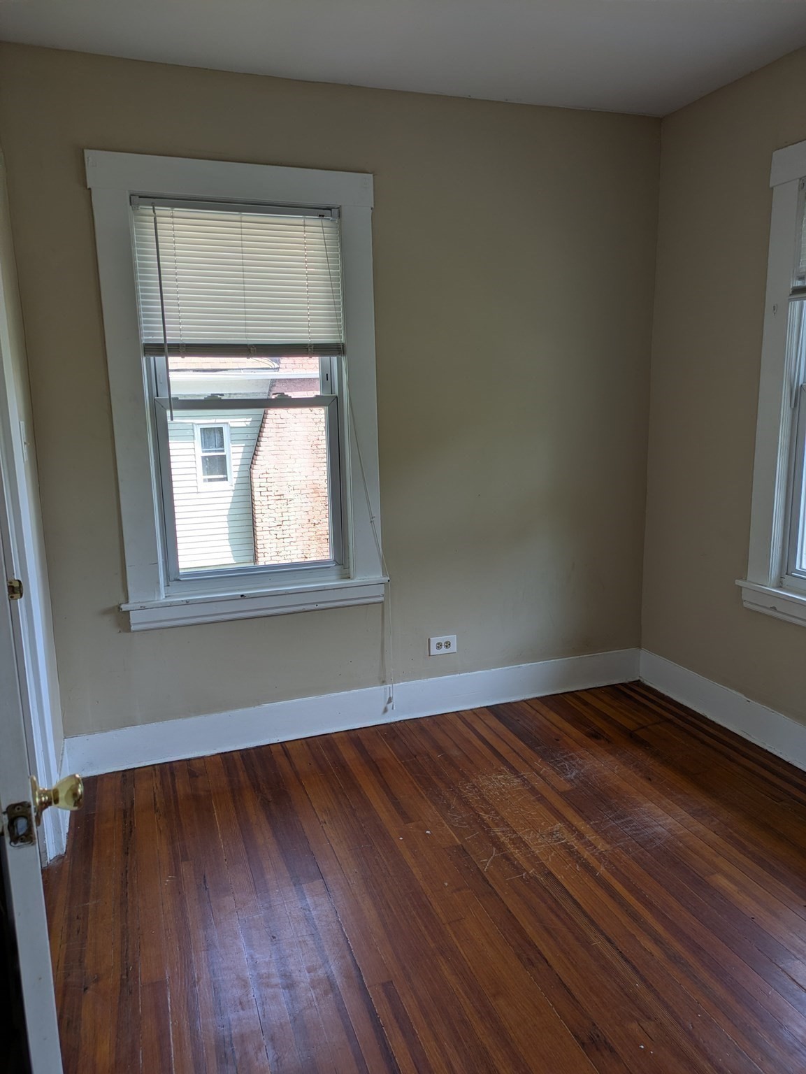 210 Albemarle Street Springfield, MA 01109 - Photo 8 of 19 Gallery Image 8