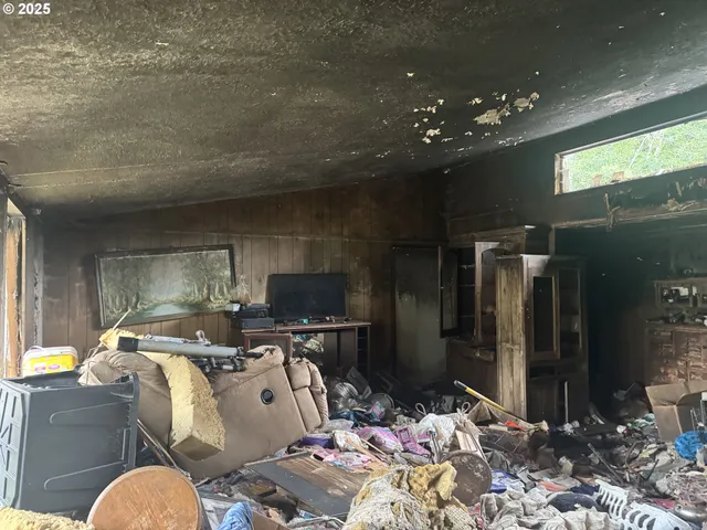 $129,000 | 33155 Cedar Valley Drive, Gold Beach, OR 97444