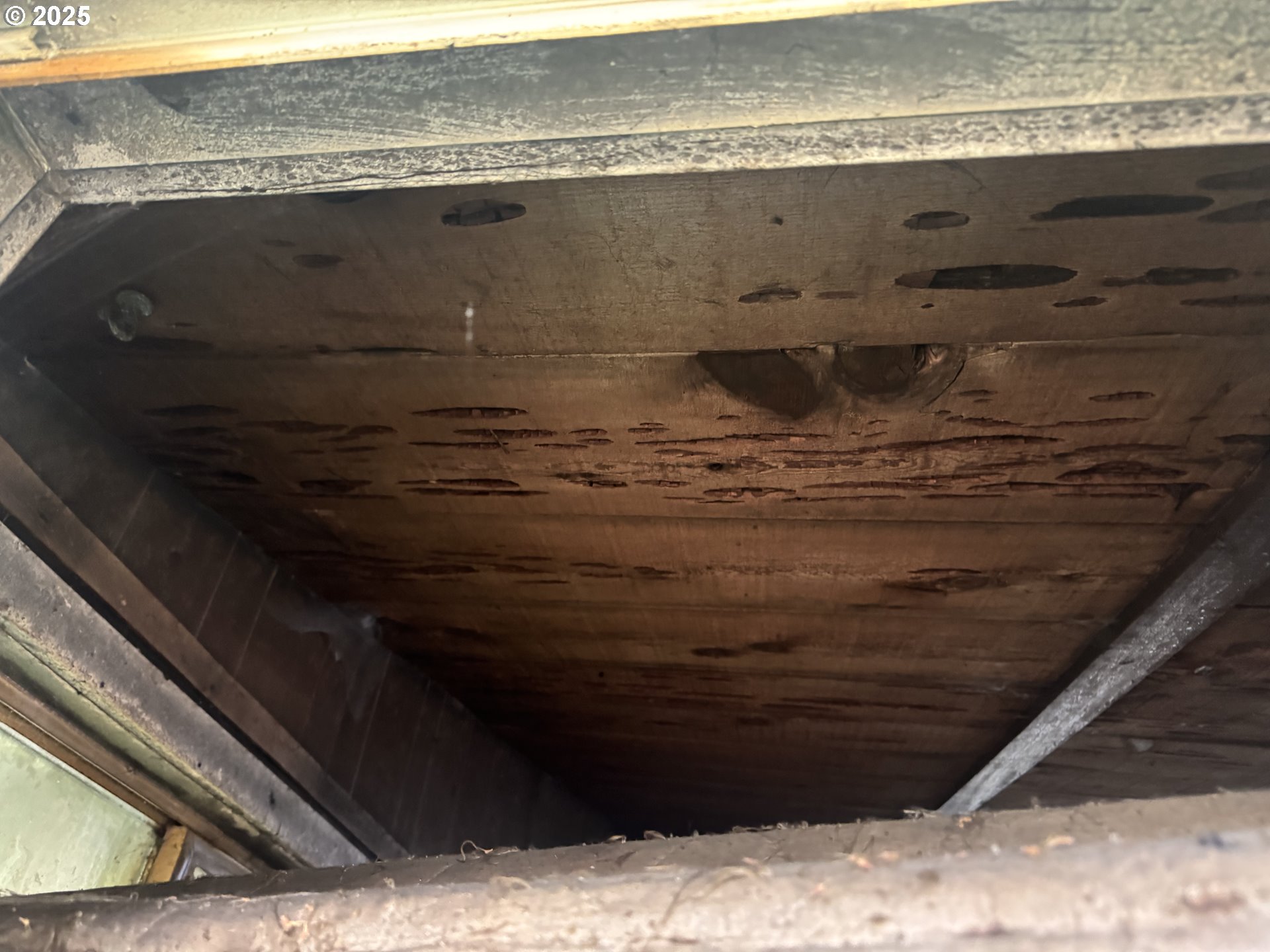 33155 Cedar Valley Drive Gold Beach, OR 97444 - Photo 13 of 14 a close view of stove