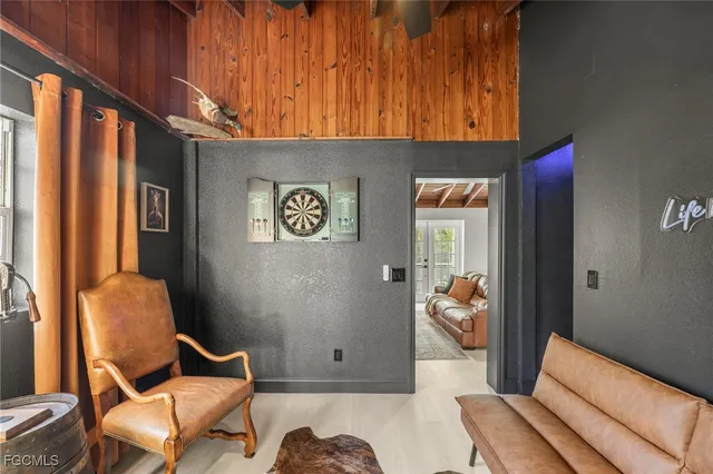 $899,000 | 17780 Caloosa Road, Alva, FL 33920