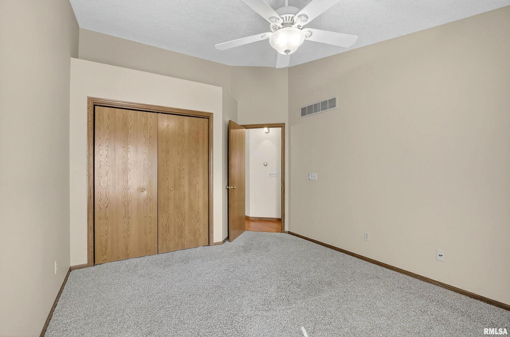 3988 Partridge Circle Bettendorf, IA 52722 - Photo 31 of 42 a view of an empty room with a window