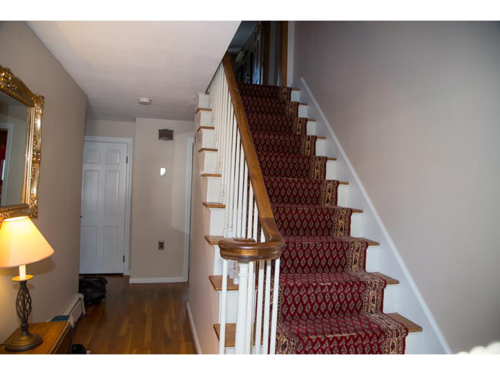 92 N Road Sandown, NH 03873 - Photo 18 of 30