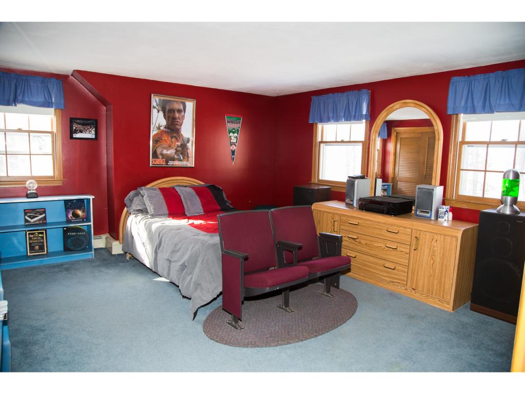 92 N Road Sandown, NH 03873 - Photo 20 of 30