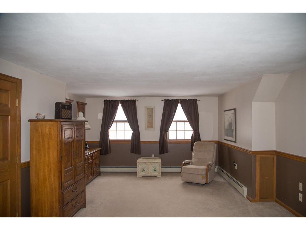 92 N Road Sandown, NH 03873 - Photo 26 of 30
