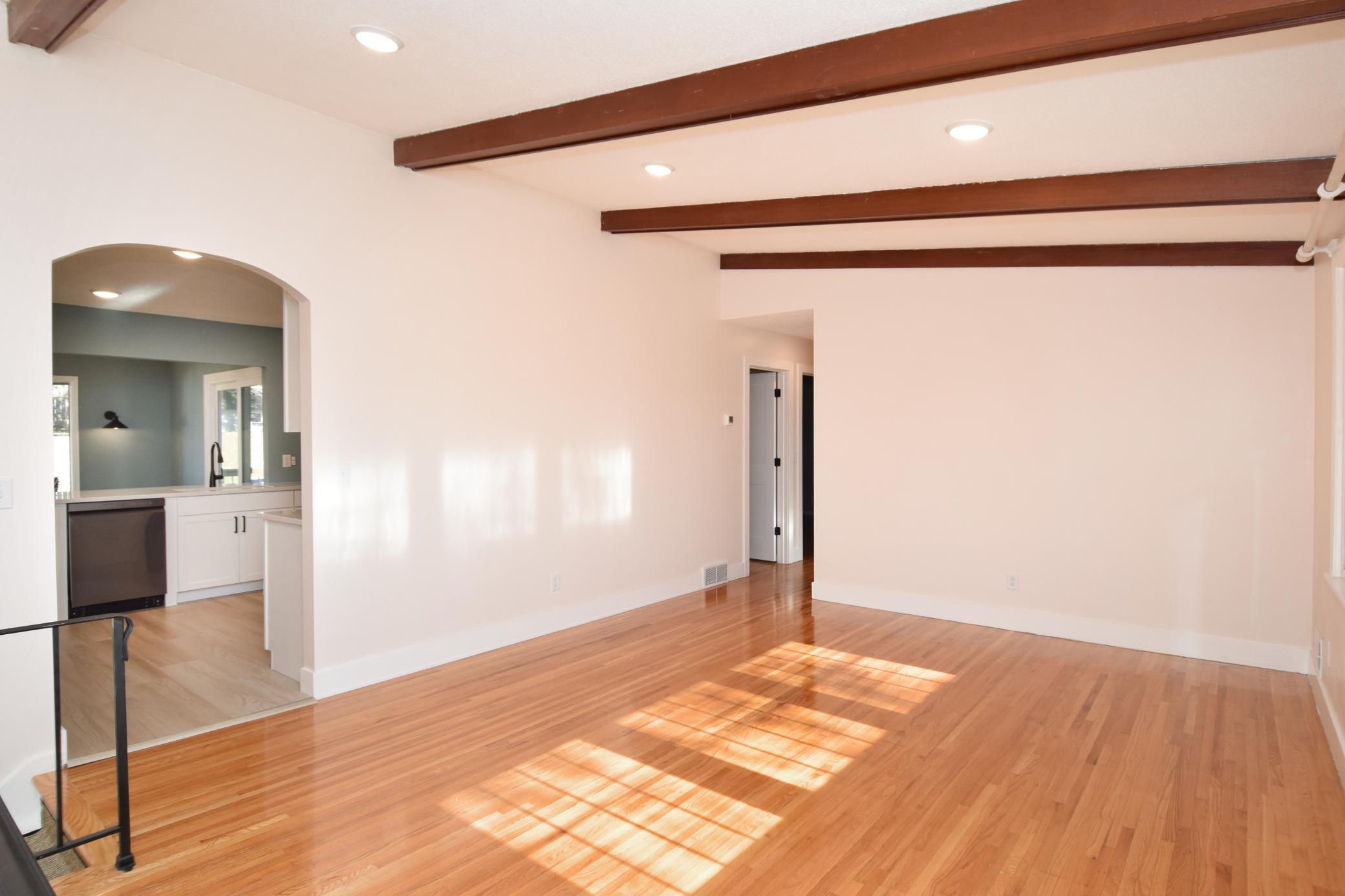 7216 33rd Avenue North Crystal, MN 55427 - Photo 14 of 37