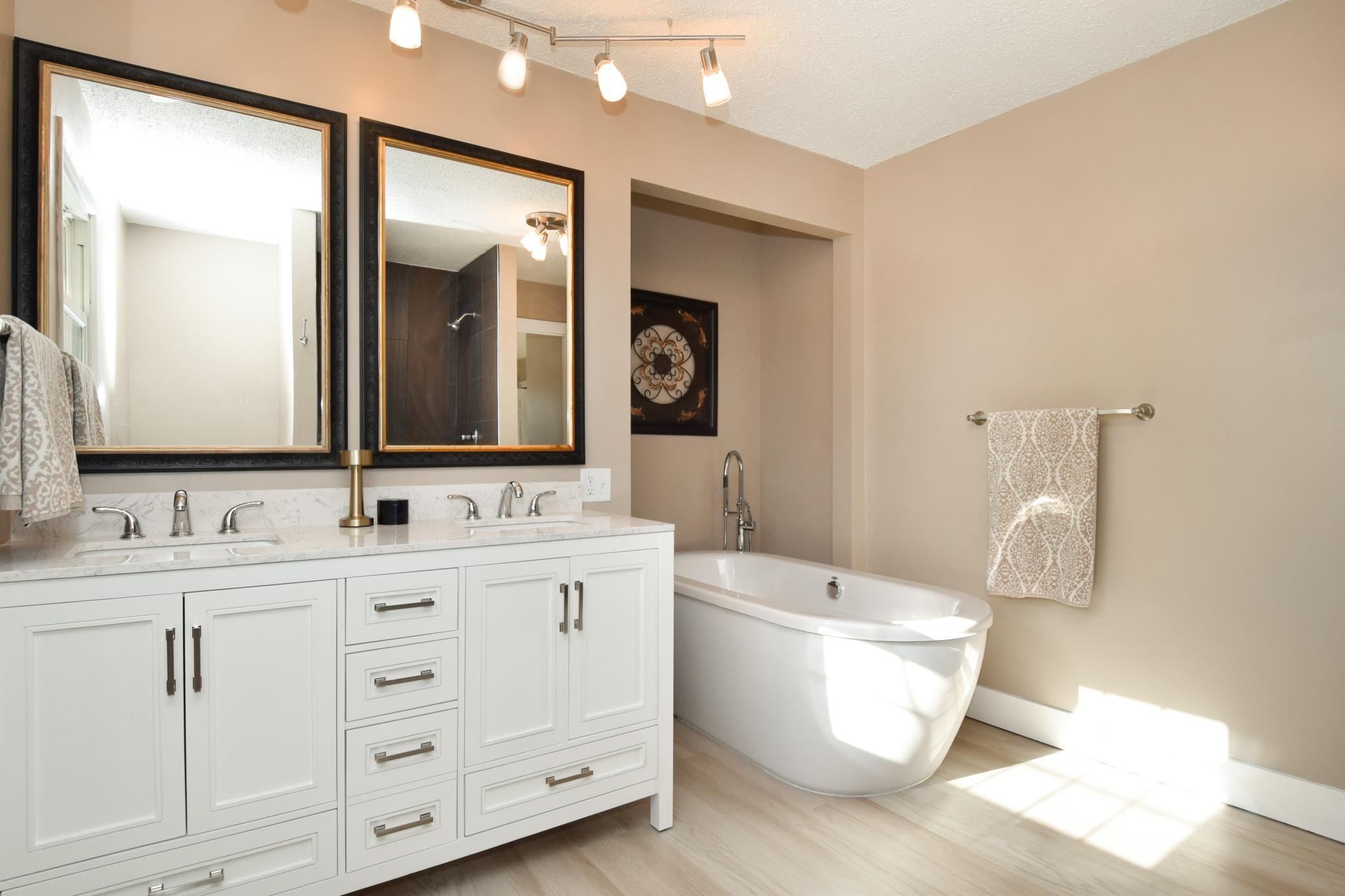 7216 33rd Avenue North Crystal, MN 55427 - Photo 21 of 37