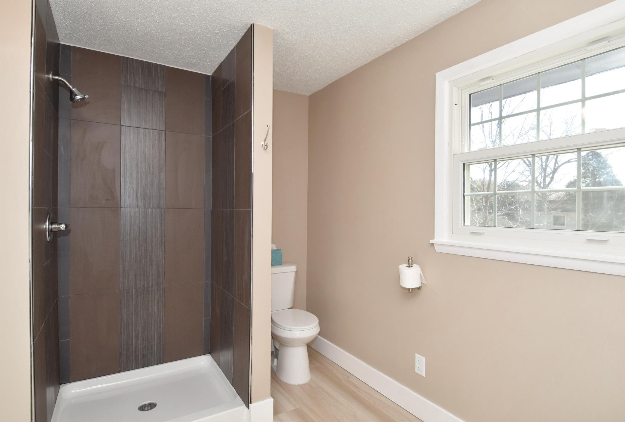 7216 33rd Avenue North Crystal, MN 55427 - Photo 22 of 37