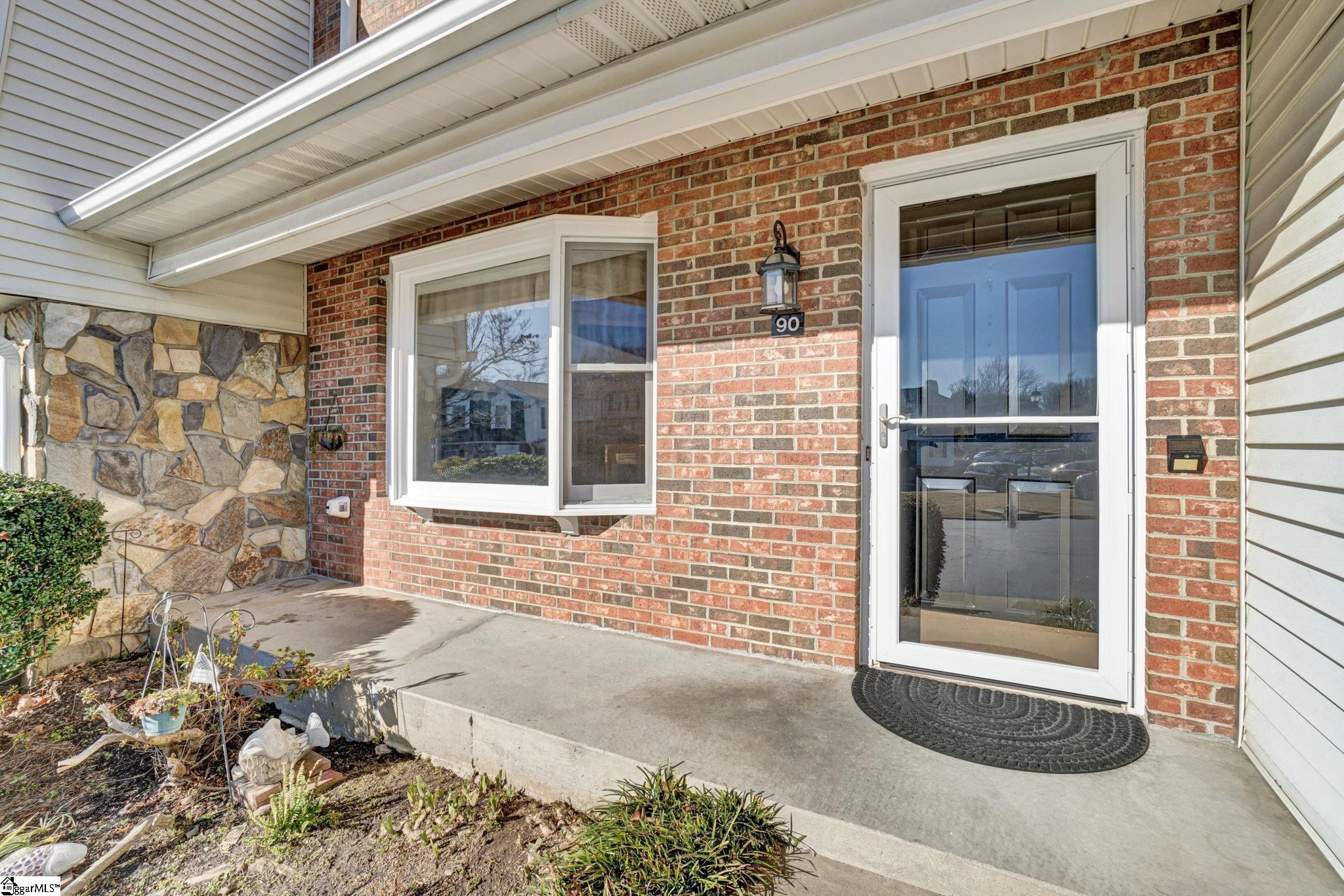 97 Jamestowne Way, Unit 90 Taylors, SC 29687 - Photo 2 of 25