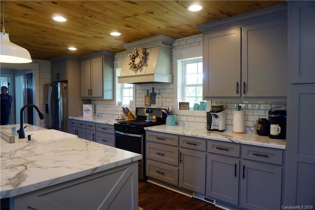 796 Johnson Road Columbus, NC 28722 - Photo 17 of 42