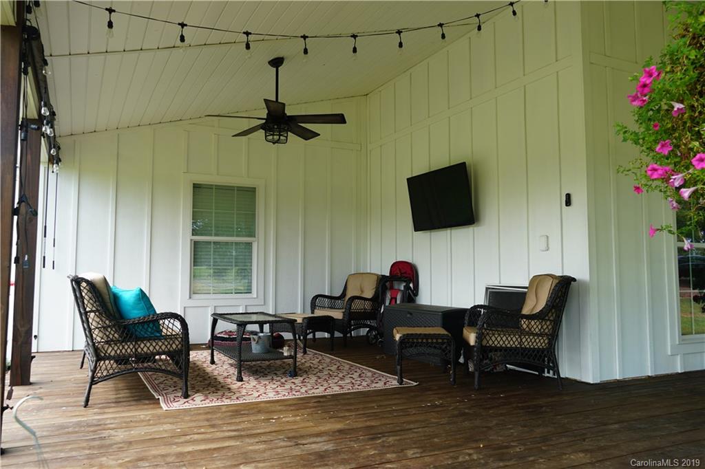 796 Johnson Road Columbus, NC 28722 - Photo 6 of 42