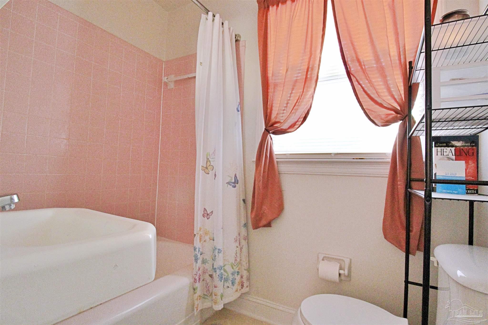 601 Rue Max Street Pensacola, FL 32507 - Photo 6 of 11 Gallery Image 6