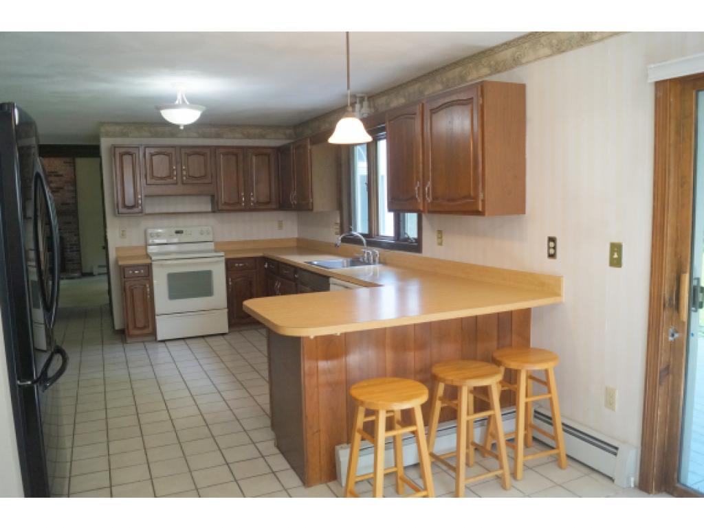 26 Farmer Road Windham, NH 03087 - Photo 7 of 27