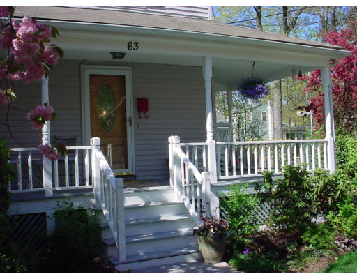 63 Hemlock Street Needham, MA 02492 - Photo 3 of 11 Gallery Image 3
