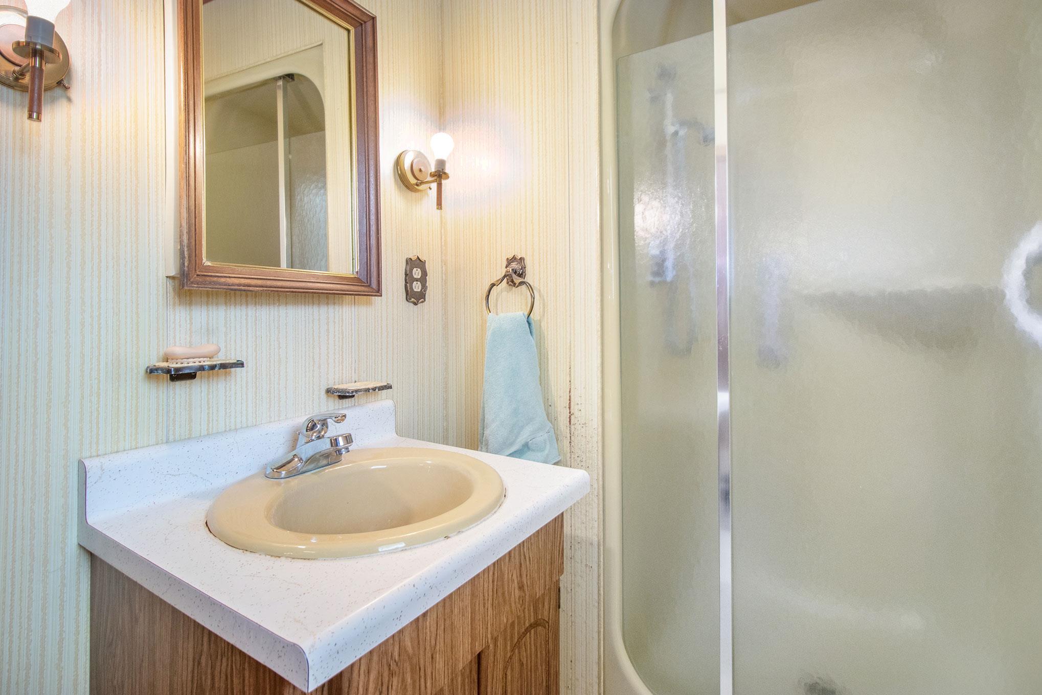 10600 Anderson Road Granger, IN 46530 - Photo 11 of 34 Gallery Image 11