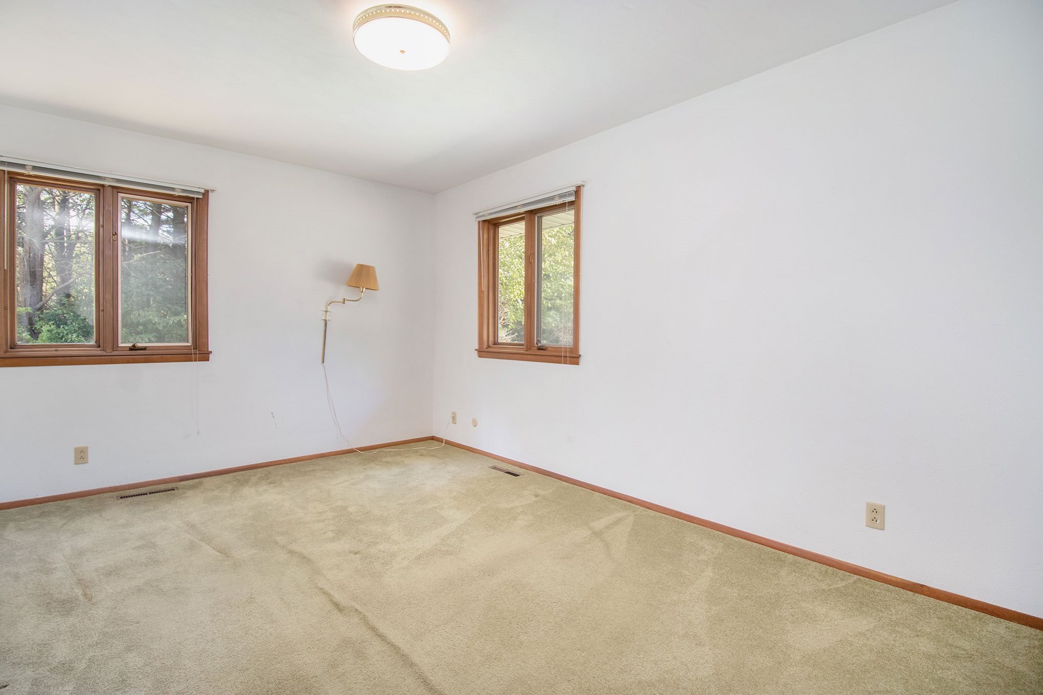10600 Anderson Road Granger, IN 46530 - Photo 12 of 34 Gallery Image 12
