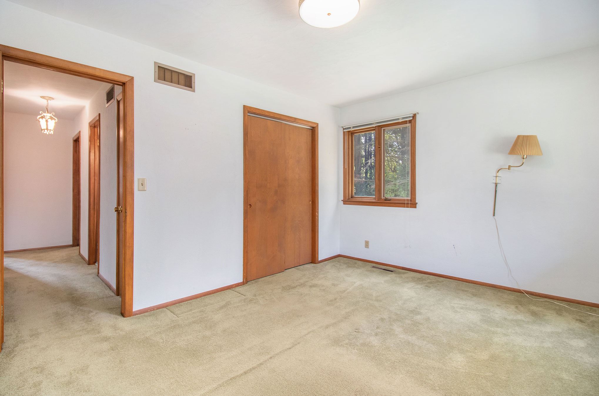10600 Anderson Road Granger, IN 46530 - Photo 13 of 34 Gallery Image 13
