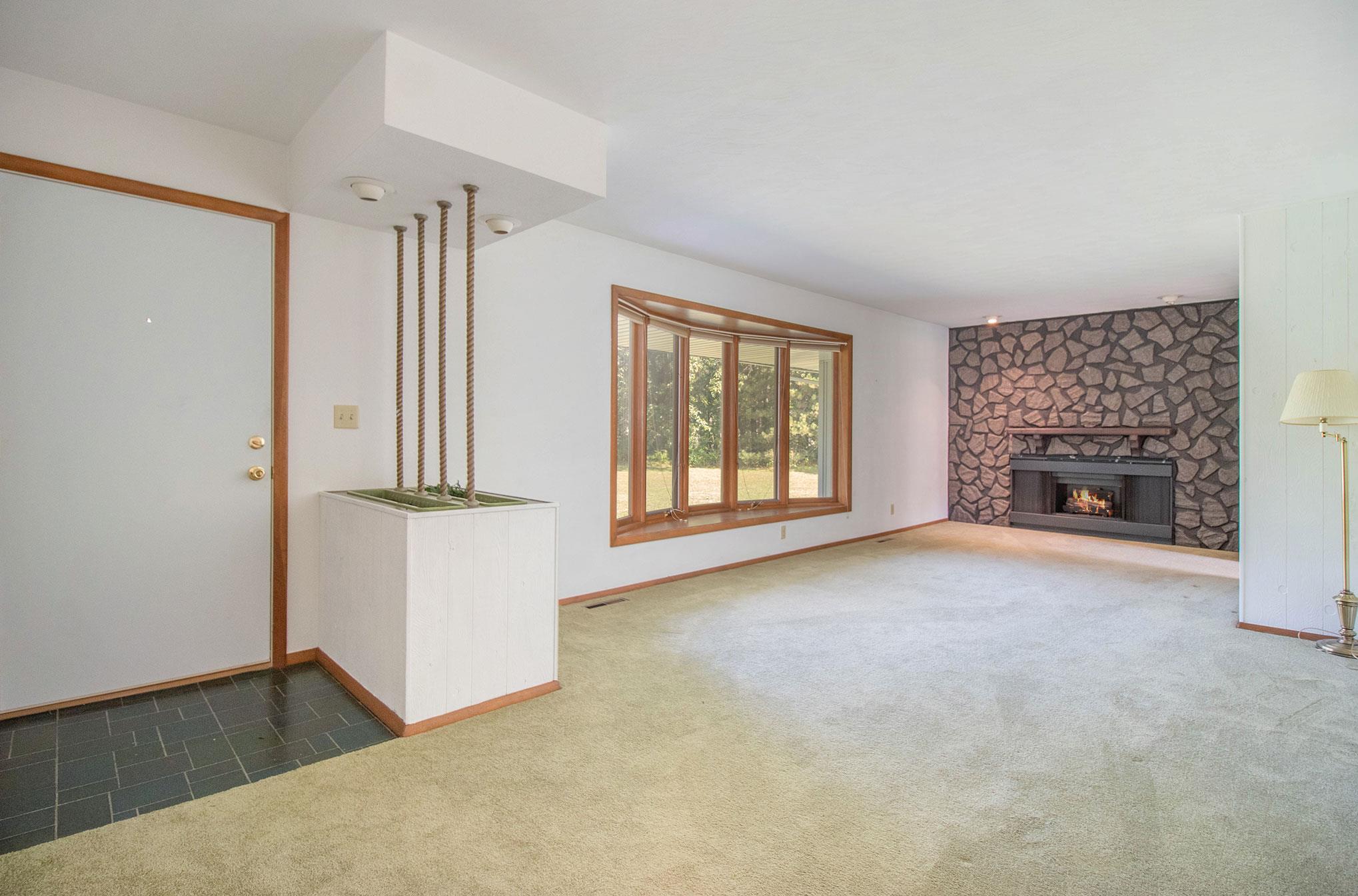 10600 Anderson Road Granger, IN 46530 - Photo 4 of 34 Gallery Image 4