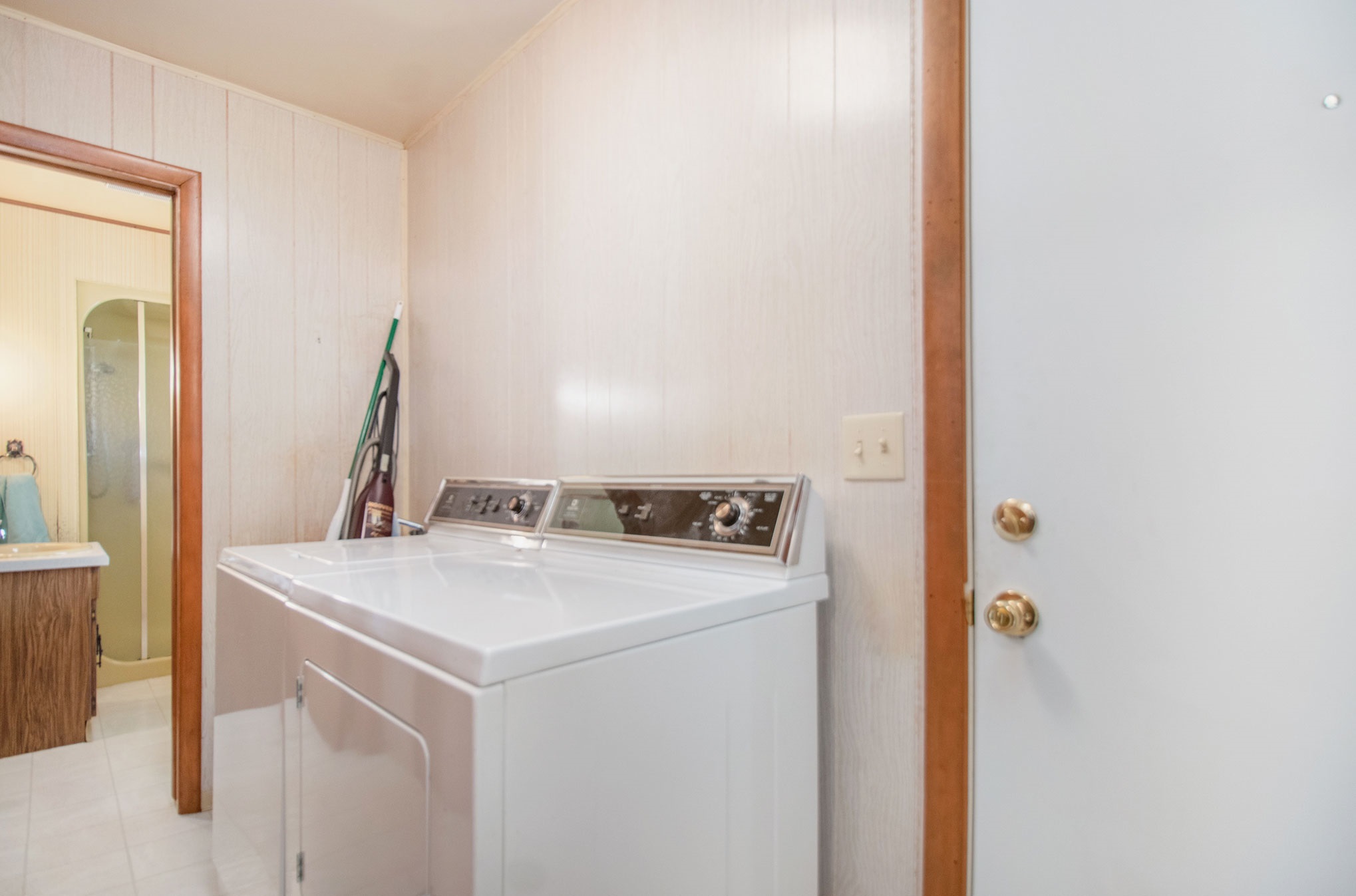 10600 Anderson Road Granger, IN 46530 - Photo 10 of 34 Gallery Image 10