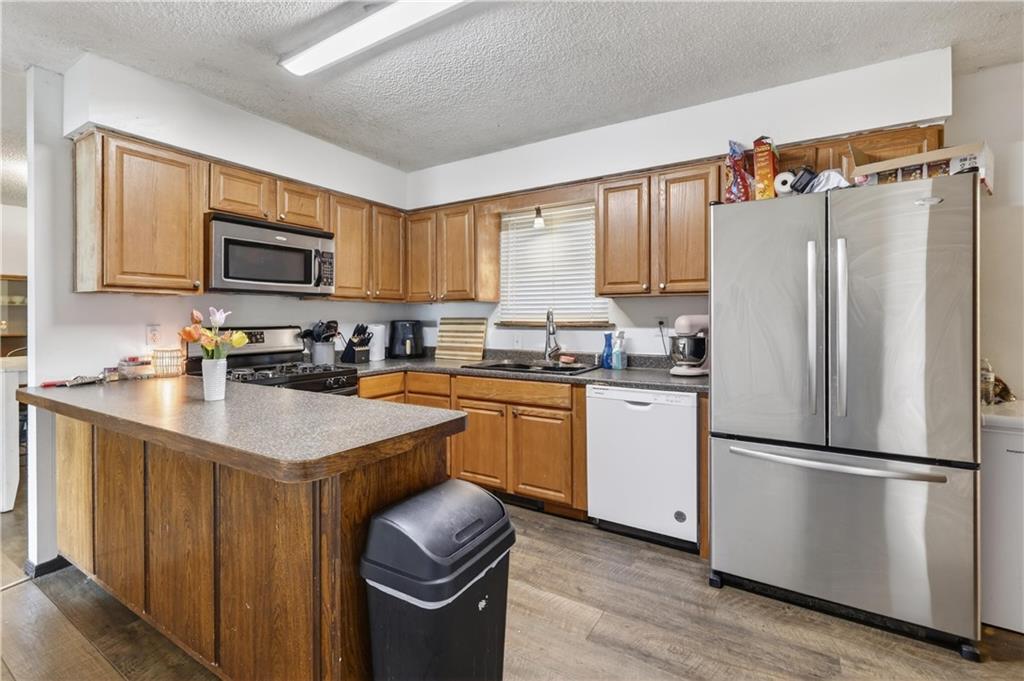 521 Sunset Circle Columbus, KS 66725 - Photo 11 of 26