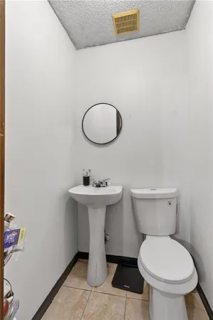 $170,000 | 521 Sunset Circle, Columbus, KS 66725