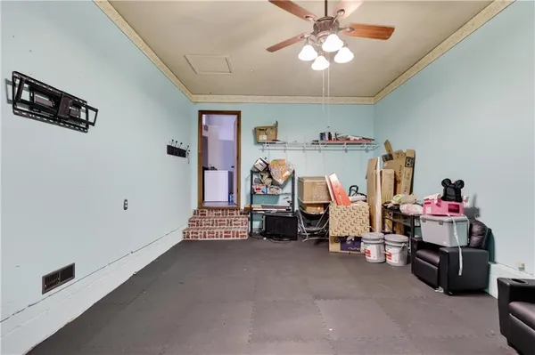 $170,000 | 521 Sunset Circle, Columbus, KS 66725