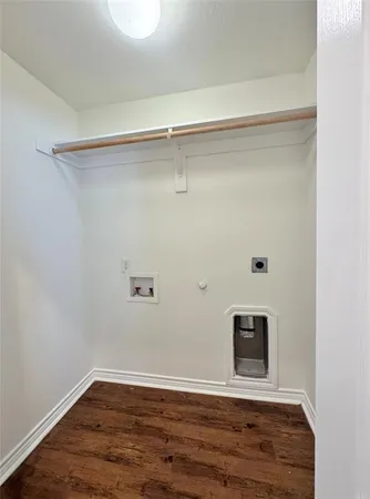 $1,595 | 100 Bridle Court, Mabank, TX 75143