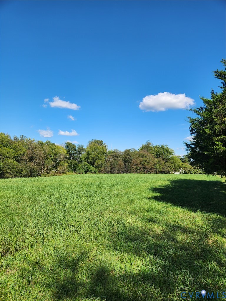 542 Ampthill Road Cartersville, VA 23027 - Photo 40 of 43 a view of an ocean and a yard