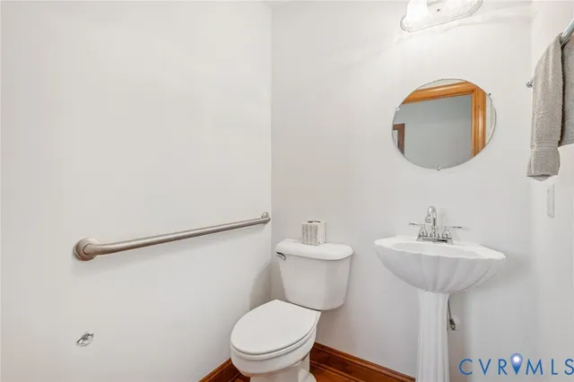 $450,000 | 542 Ampthill Road, Cartersville, VA 23027