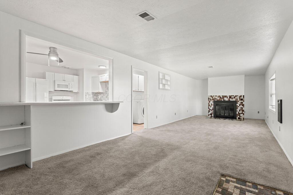 436 Hiler Road Columbus, OH 43228 - Photo 7 of 18 7G5A9852
