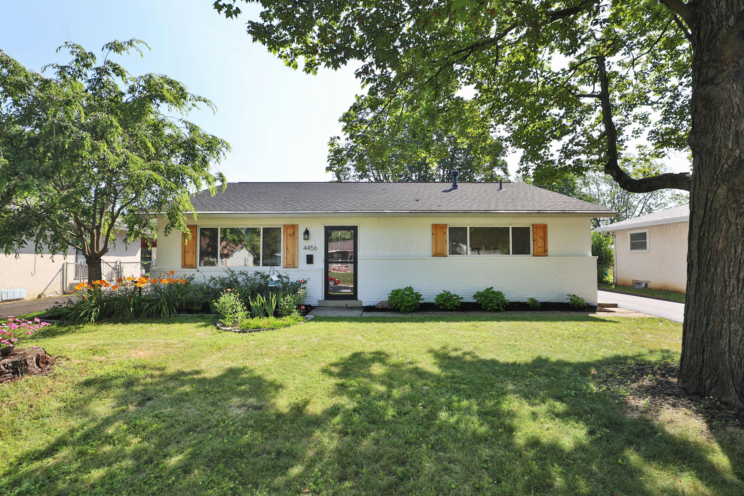 4456 Densmore Road Columbus, OH 43224 - Photo 1 of 37 4456-Densmore-02