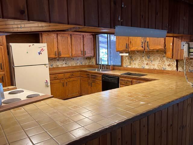 17816 Freight Rd Lane Klamath Falls, OR 97601 - Photo 4 of 20 04