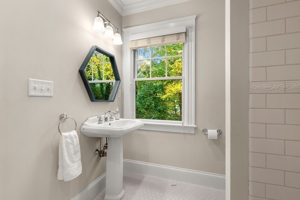 1 Dinsmore Road Wellesley, MA 02481 - Photo 30 of 42