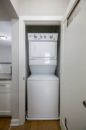 $1,980 | 3650 West Eddy Street, Unit 2, Chicago, IL 60618