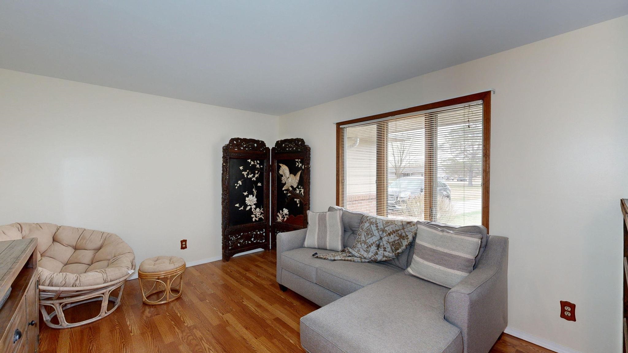 9099 Duffield Road Montrose, MI 48457 - Photo 3 of 46 50136976-00a5677b-8110-4f43-9918-25a63884f440.JPG