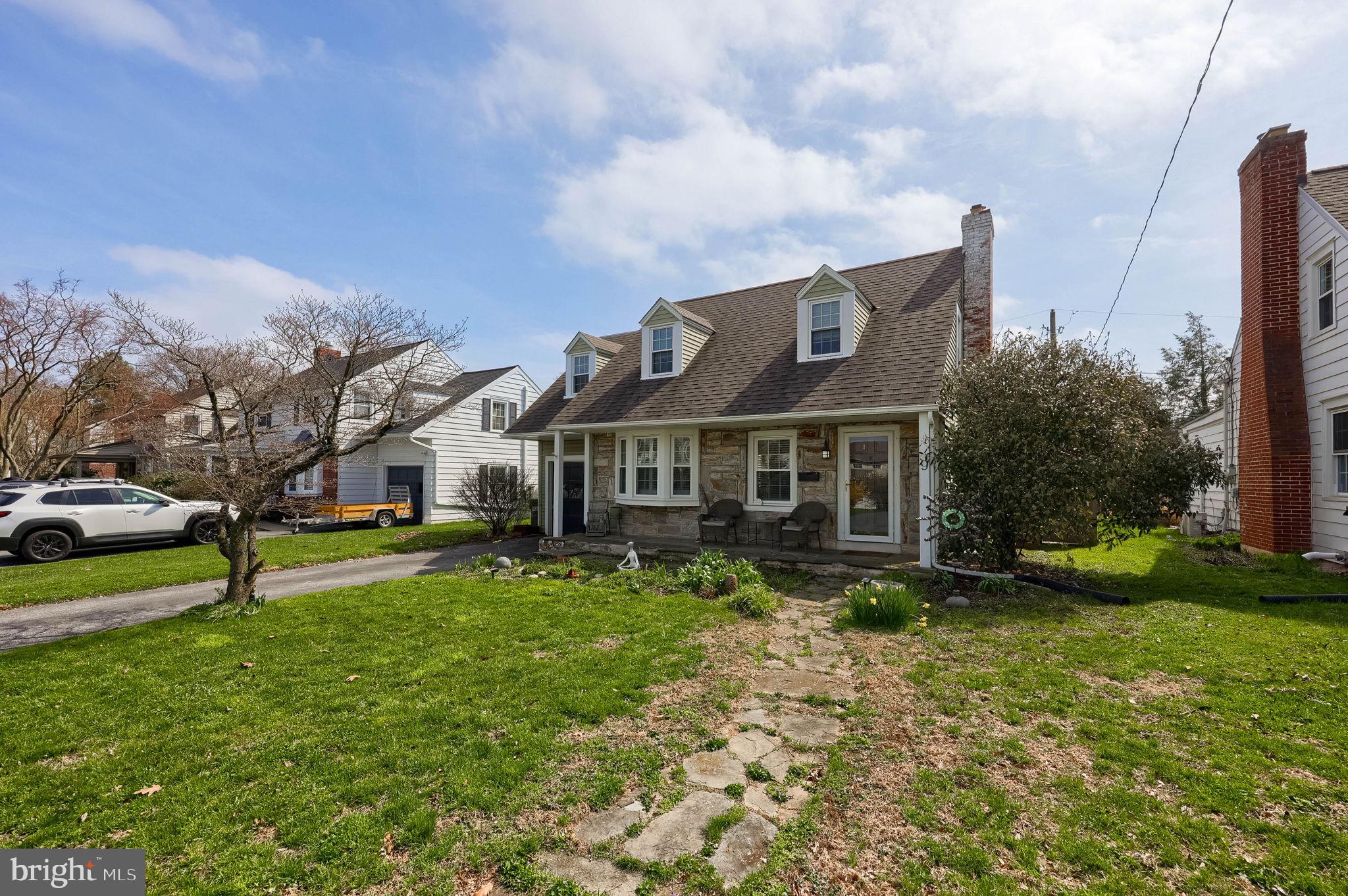 9 Haskell Drive Lancaster, PA 17601 - Photo 4 of 32 a front view of a house with garden