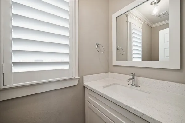 $3,550 | 2820 Princeton Street, Houston, TX 77009