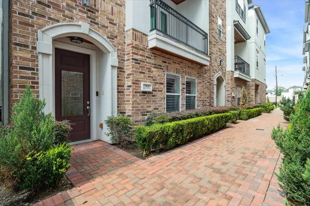 $4,200 | 2820 Princeton Street, Houston, TX 77009