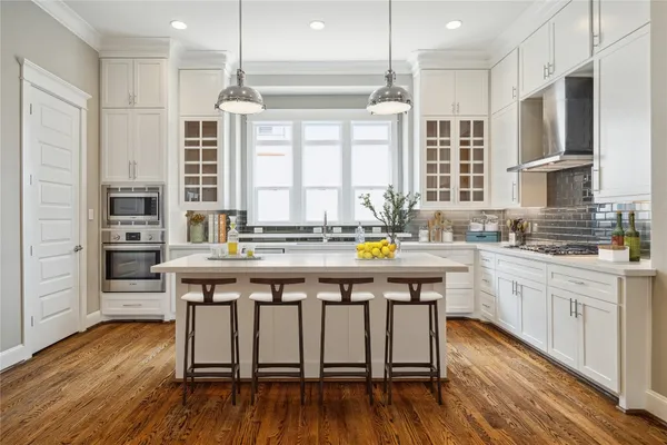 $3,550 | 2820 Princeton Street, Houston, TX 77009
