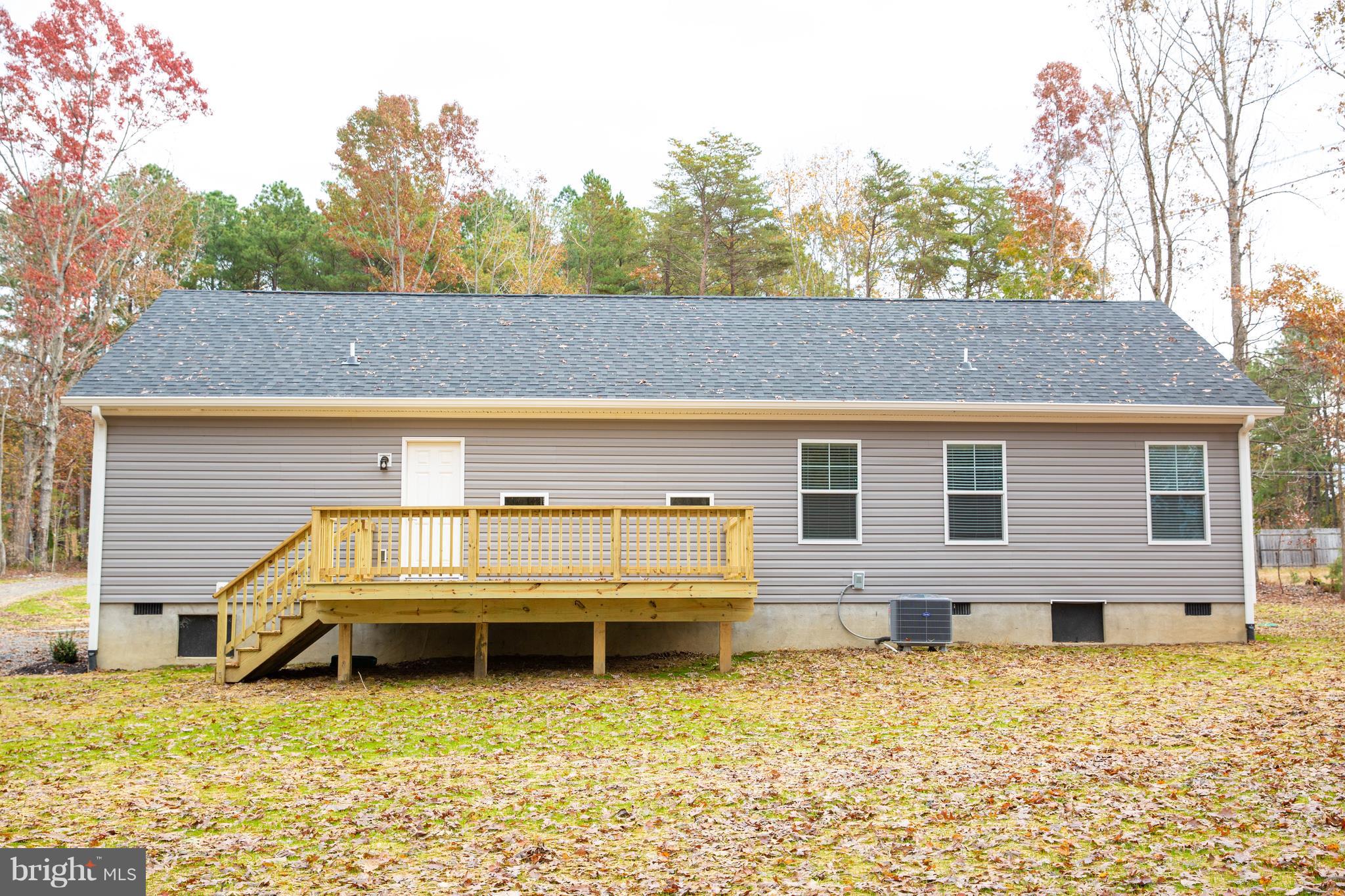 Exterior (Rear)