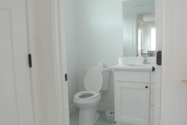 $999,000 | 77 O'Neil Street, South Portland, ME 04106