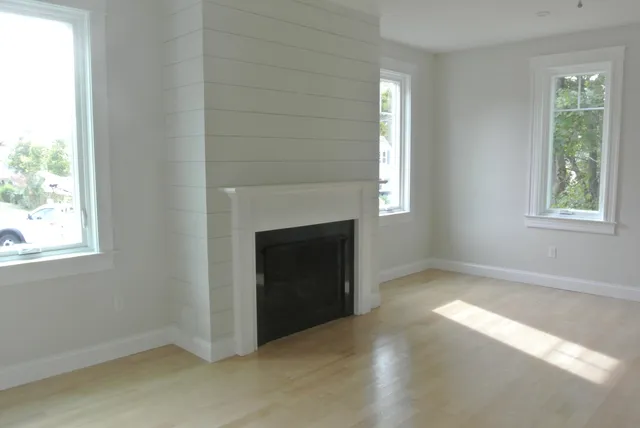 $999,000 | 77 O'Neil Street, South Portland, ME 04106