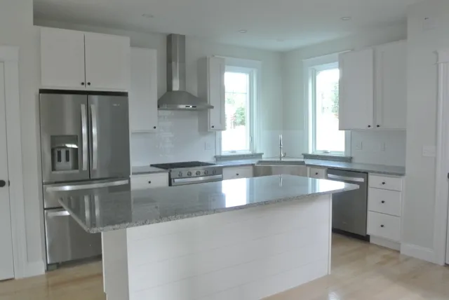 $999,000 | 77 O'Neil Street, South Portland, ME 04106