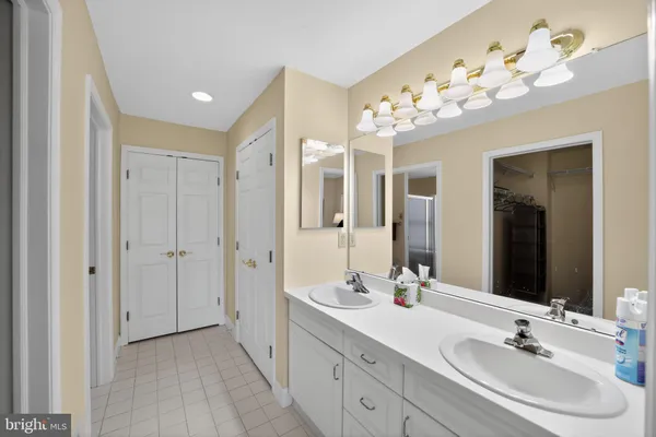 $575,000 | 4 Empress Court, Princeton, NJ 08540