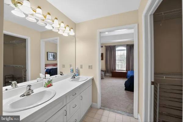 $575,000 | 4 Empress Court, Princeton, NJ 08540