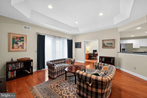 $575,000 | 4 Empress Court, Princeton, NJ 08540