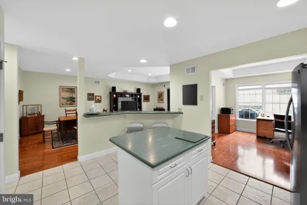 $575,000 | 4 Empress Court, Princeton, NJ 08540